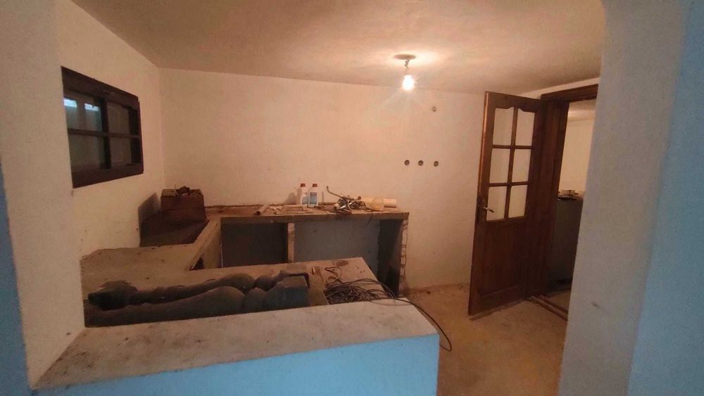 Продава се Къща в с. Синаговци, Област Видин - 462 кв.м за 184 €/кв.м - Снимка #14