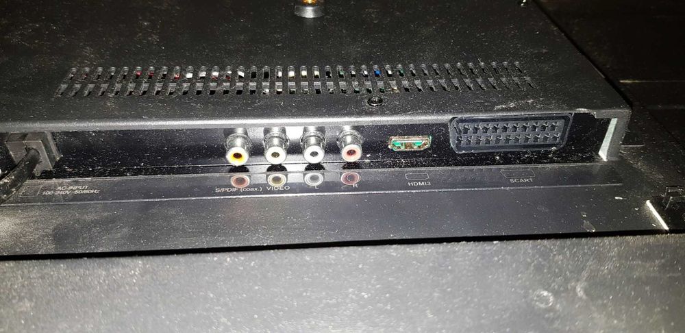 Телевизор за части Strong SRT 40FZ4003N