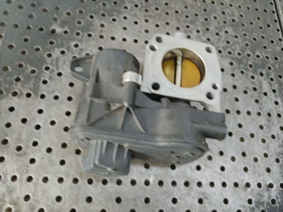 clapeta acceleratie 1.2 b hm05 peugeot 208 citroen c3 3