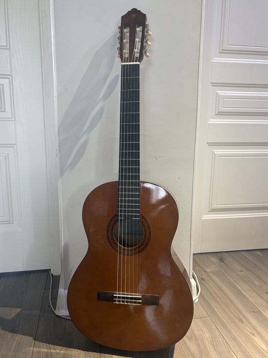 Гитара классическая Yamaha C40