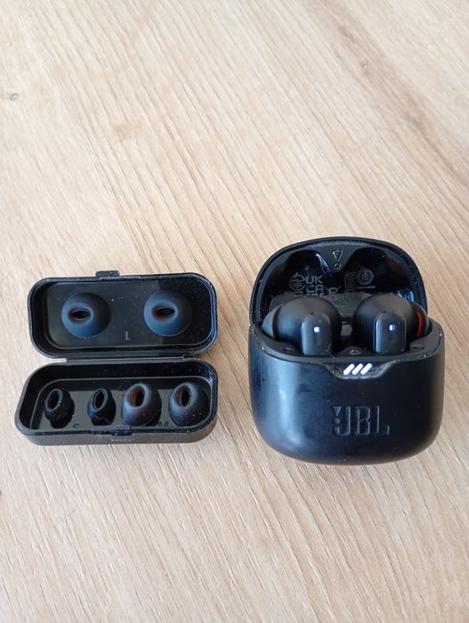 Căști wireless JBL Tune Flex – ANC, Bluetooth, set complet dopuri