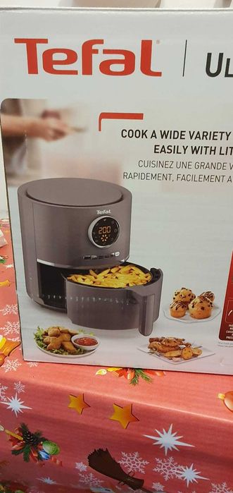 Friteuza cu aer cald Tefal Ultra Fry Digital EY111B15
