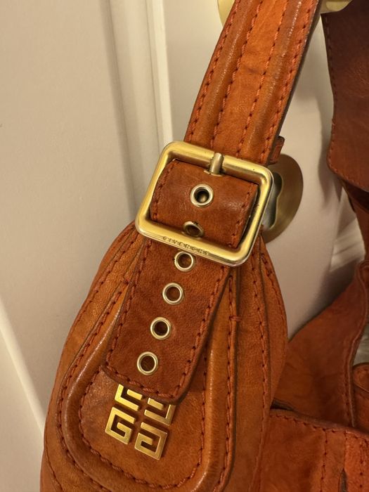 Vand geanta de piele originala Givechy