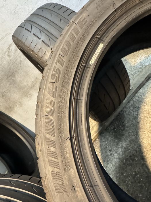 Гуми 245/40/17 и 225/45/17 BRIDGESTONE Potenza RSC