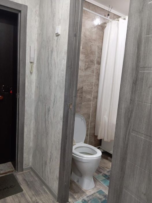 Сдается 1.5 по улице Бурова 21