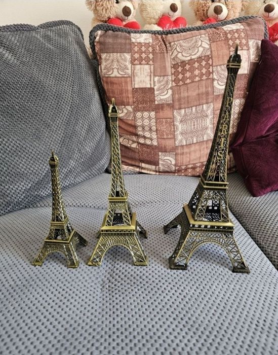 Machete metalice turn Eiffel 32,25,18 cm înălțime noi