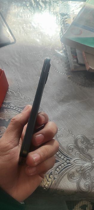 Telefon sotiladi 500ming