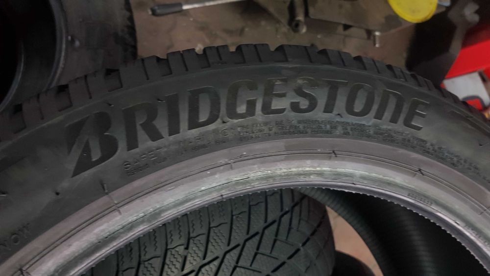 anvelope Bridgestone 255/45/20 m&s iarna
