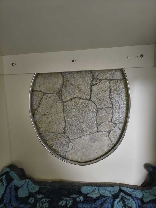 Vand pat supraetajat cu saltele