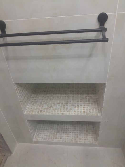 Кафель териш хизмати сифатли ва чиройли териб берамиз санузел
Туалет