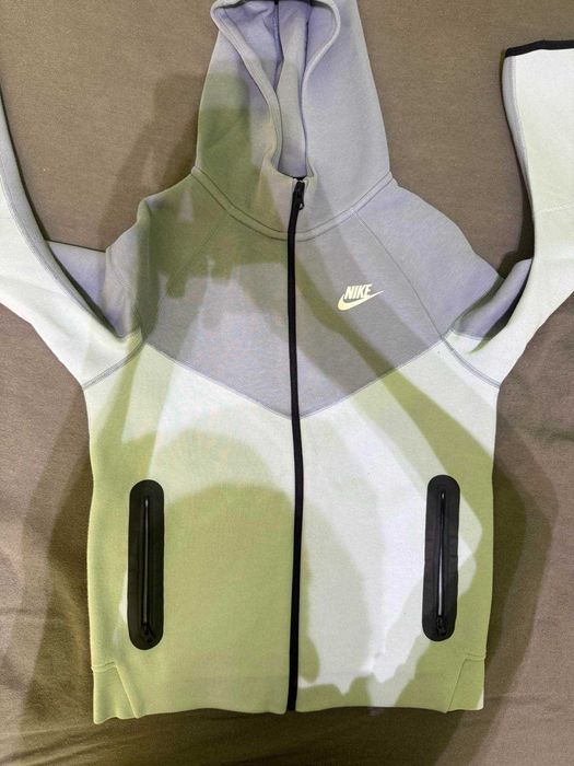 nike tech fleece