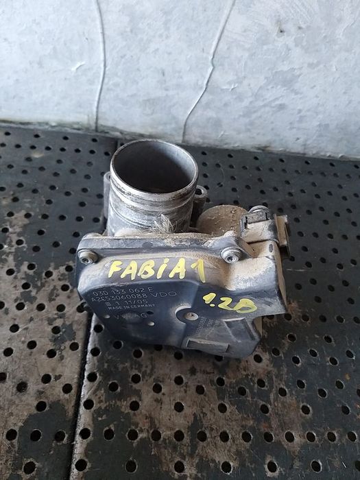 Clapeta acceleratie 1.2 b skoda fabia 1 6y 03d133062e a2c53060088
