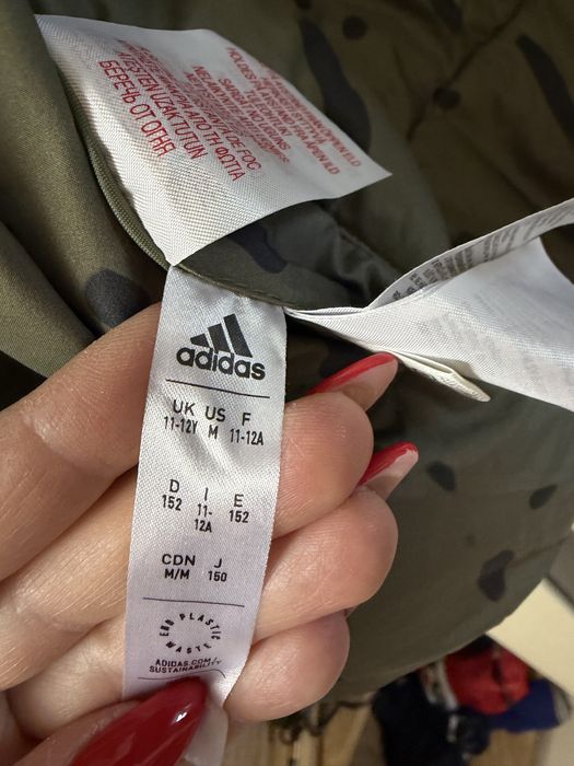 Куртка adidas  осень и зима