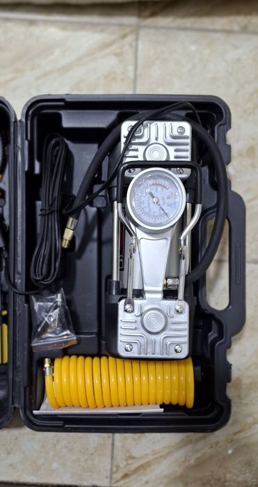 Автомобилный насос электрические двухпоршневой