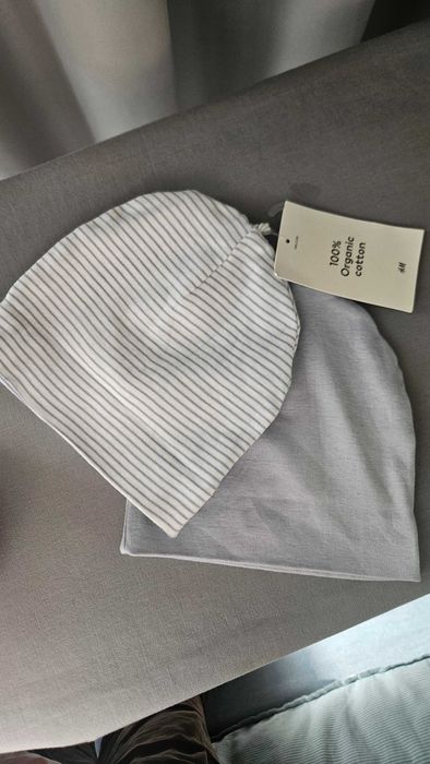 Шапочки H&M детские