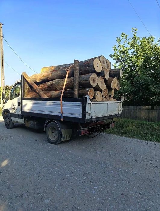 Vând lemne pentru foc