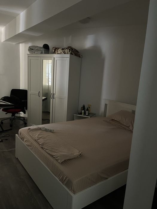 Vand apartament 3 camere+mansarda in Bragadiru