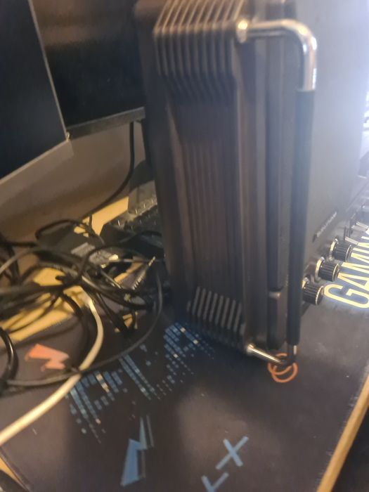 Grunding radio profesional 3400