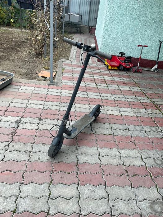 Продам электросамокат