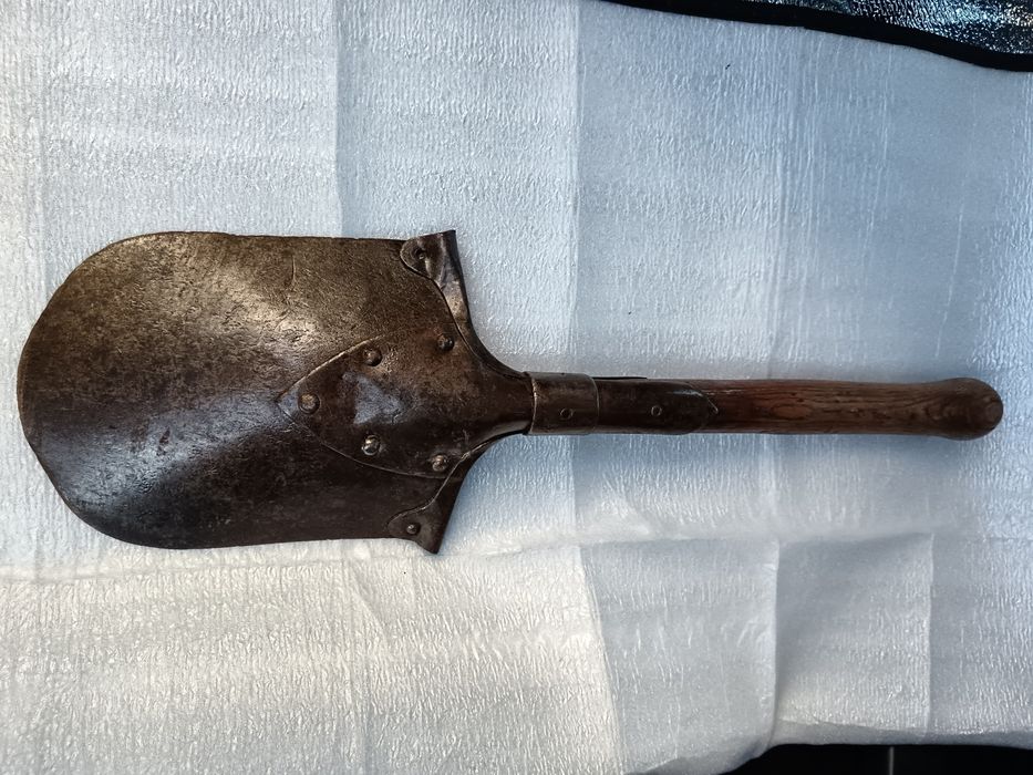 Германска окопна лопатка