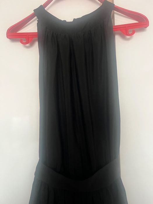 Елегантна дамска рокля