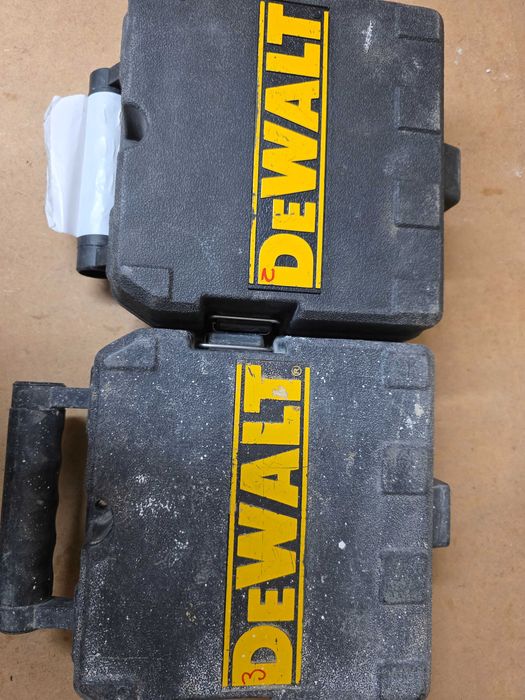 Лазерен нивелир Девалт Dewalt зелен  и червен