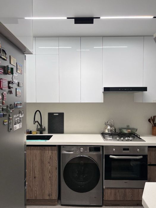 Бабура.  Ракат.  2комнатная с ремонтом/. 3этаж.