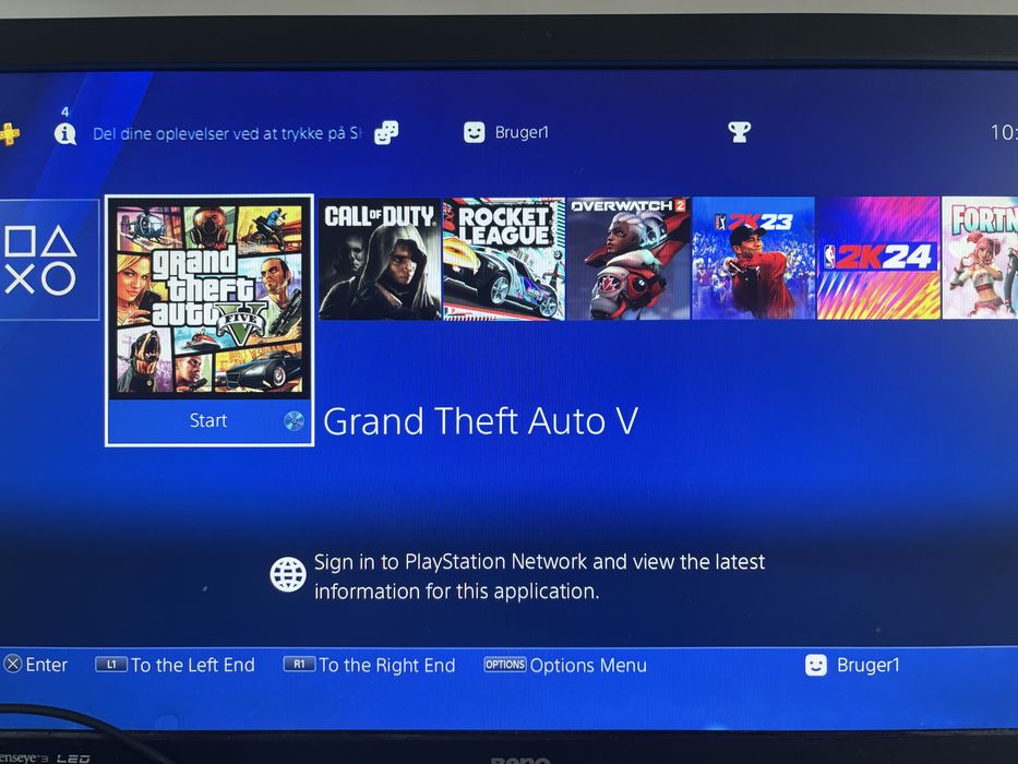 Playstation 4 Pro, 1TB, maneta, cd joc