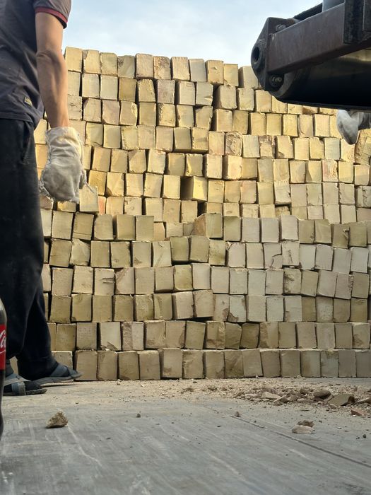 Pishgan Gisht bor Пишган гишт сотлади Dastafkasi bilan 1195sm