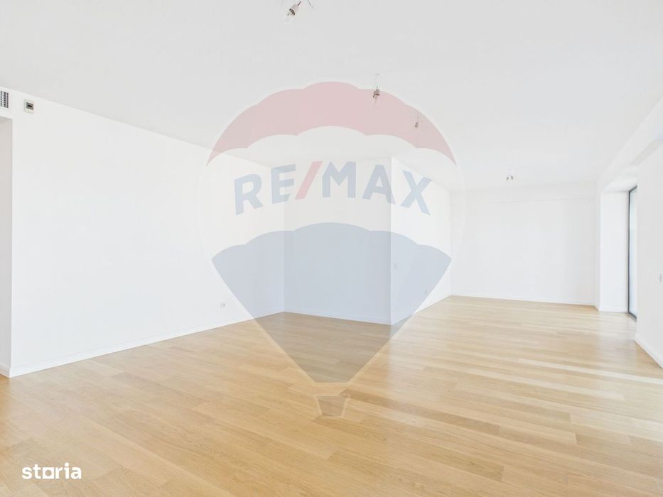 Apartament 4 camere + terasa 91 mp North Avenue