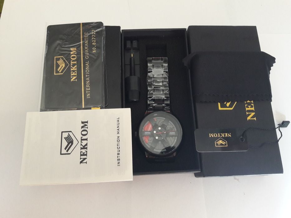 Наручные часы NEKTOM