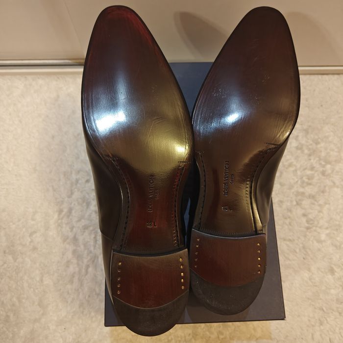 SCHIMB Pantofi Louis Vuitton Originali 12L - 32.5cm
