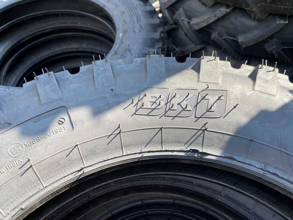 Anvelope noi 5.00-15 marca BKT pentru tractor fata cu livrare rapida
