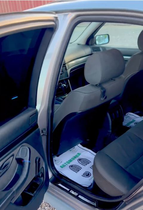 BMW E39 Aftomat 2 litr naxadu srochno sotiladi