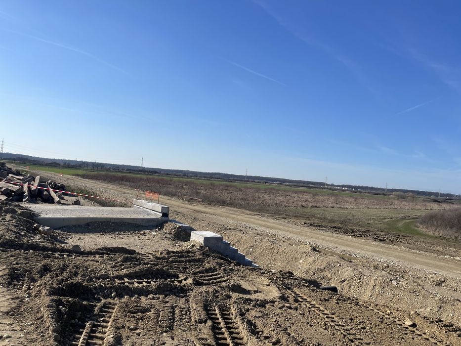 Teren extravilan cu potential de dezvoltare -locuinte colective