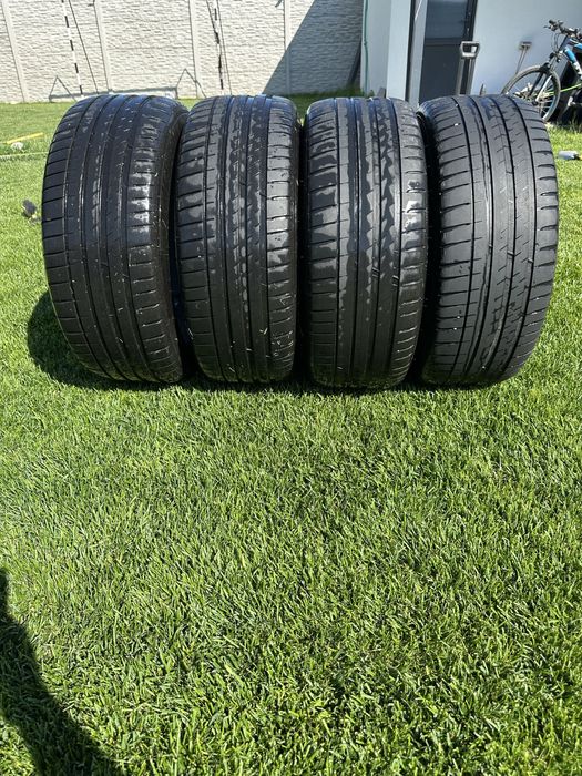 Michelin Pilot Sport 4 T1 235/45/18