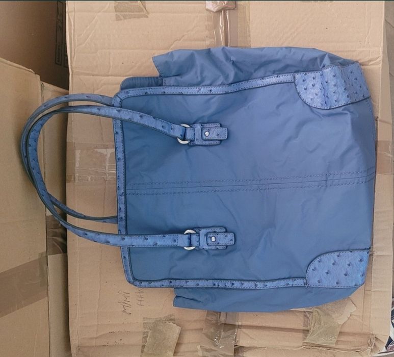 Accesoriu benetton of coulours