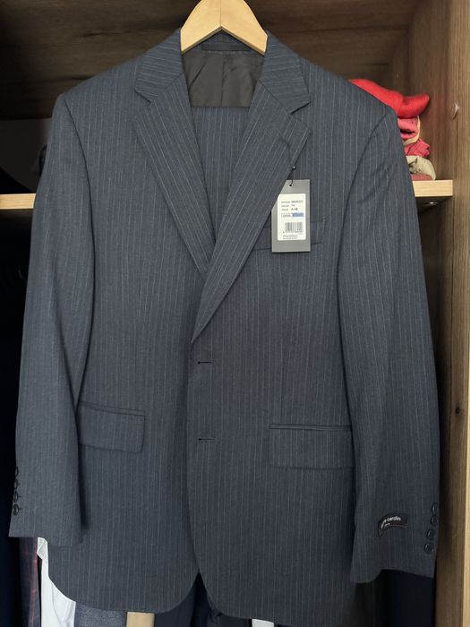 Costum Pierre Cardin cu eticheta, 48, lana 100%