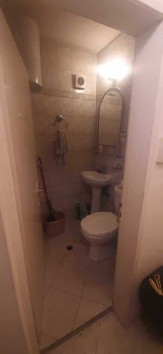 Дава се под наем Тристаен апартамент в София, Лагера - 98 кв.м за 600 € - Снимка #3