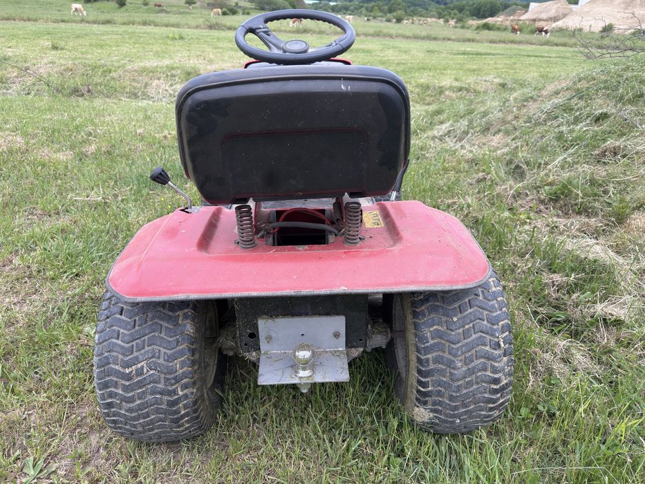 Tractoras gazon mtd