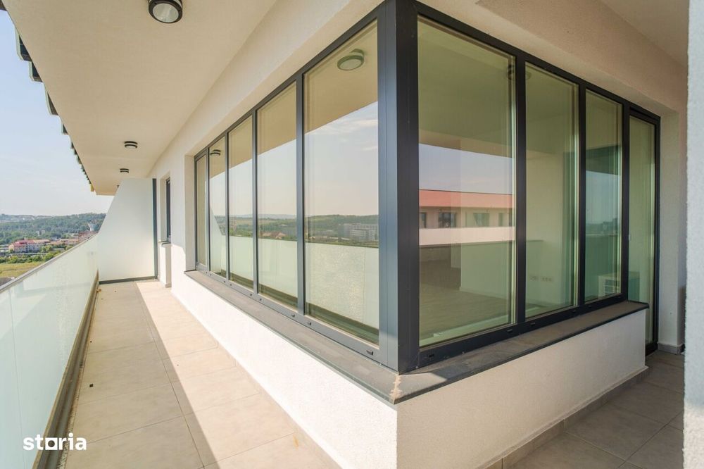 Apartament 2 camere, decomandat, 1 km de Palas