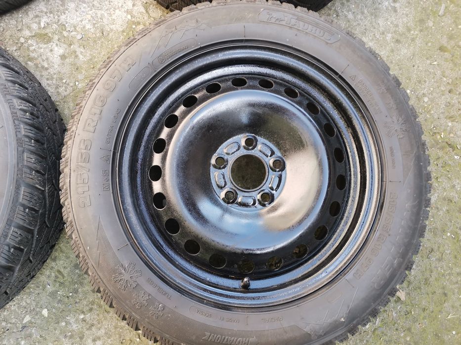 Genți cu anvelope bune ford R16