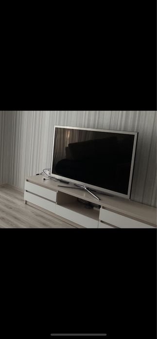 Продам Тумбу под телевизор, муз. ценр.