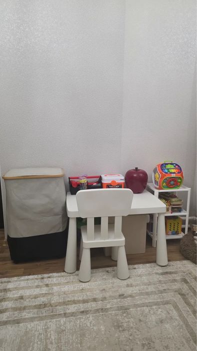 Детский стол и стул икеа