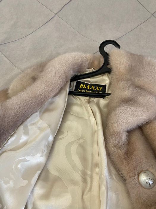 Продам эксклюзивную шубу