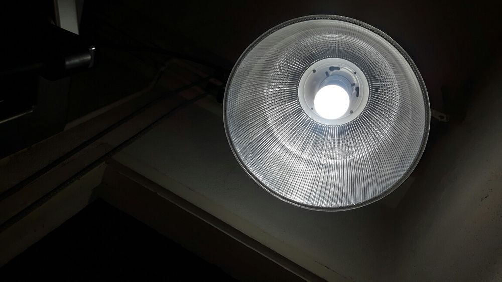 Лампа полилей осветително тяло  дъбови мебели лукс внос