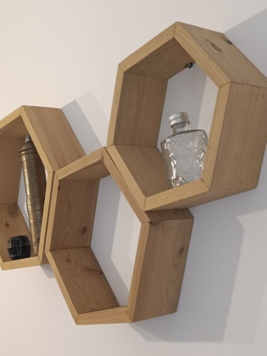 Set etaje hexagonale