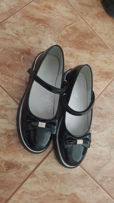 Pantofi fetita impecabili