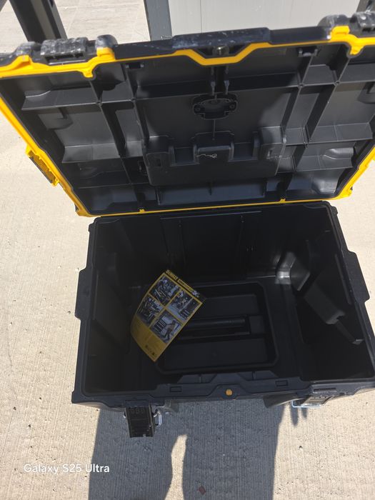 Dewalt tough sistem 2.0 куфар на колела