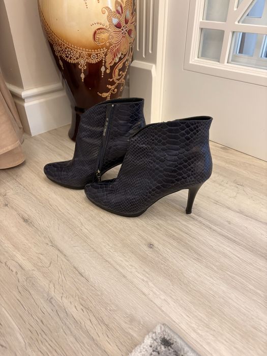 Продам ботильоны